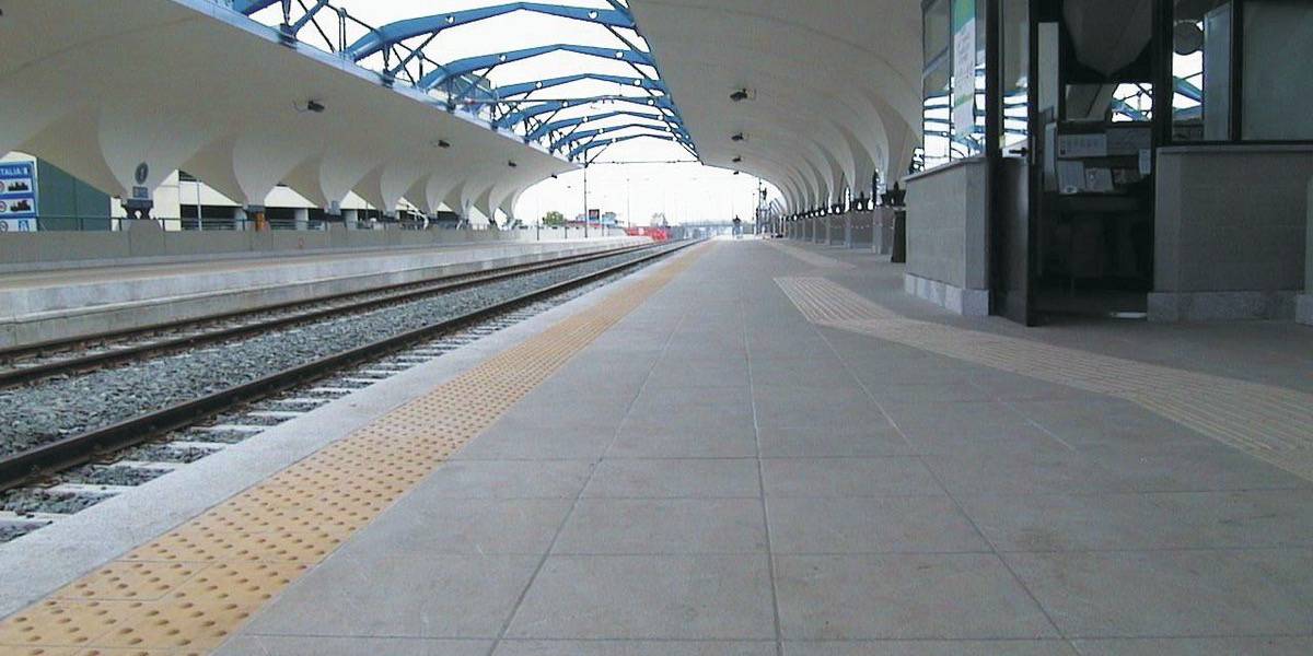 Estaciónes y aeropuertos - STAZIONE FERROVIARIA TORINO CASELLE