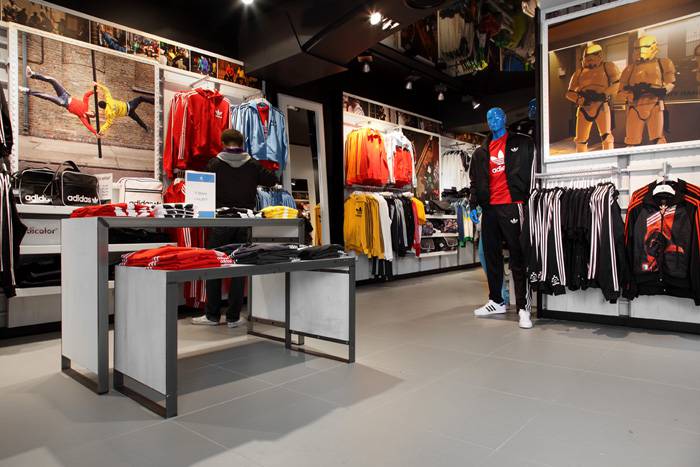 Orientar mezcla Misión Adidas Store, Alemania | Fiandre Architectural Surfaces