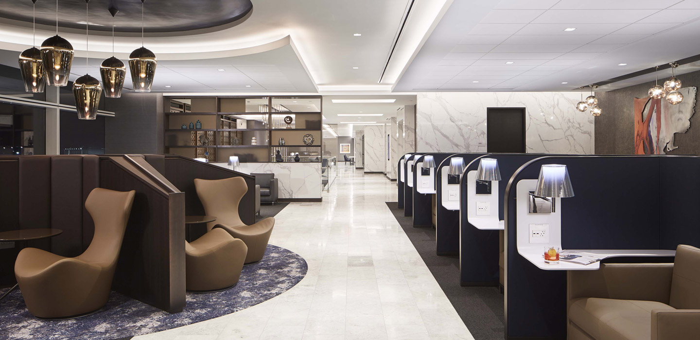 EstaciÃ³nes y Aeropuertos - UNITED AIRLINES POLARIS LOUNGES