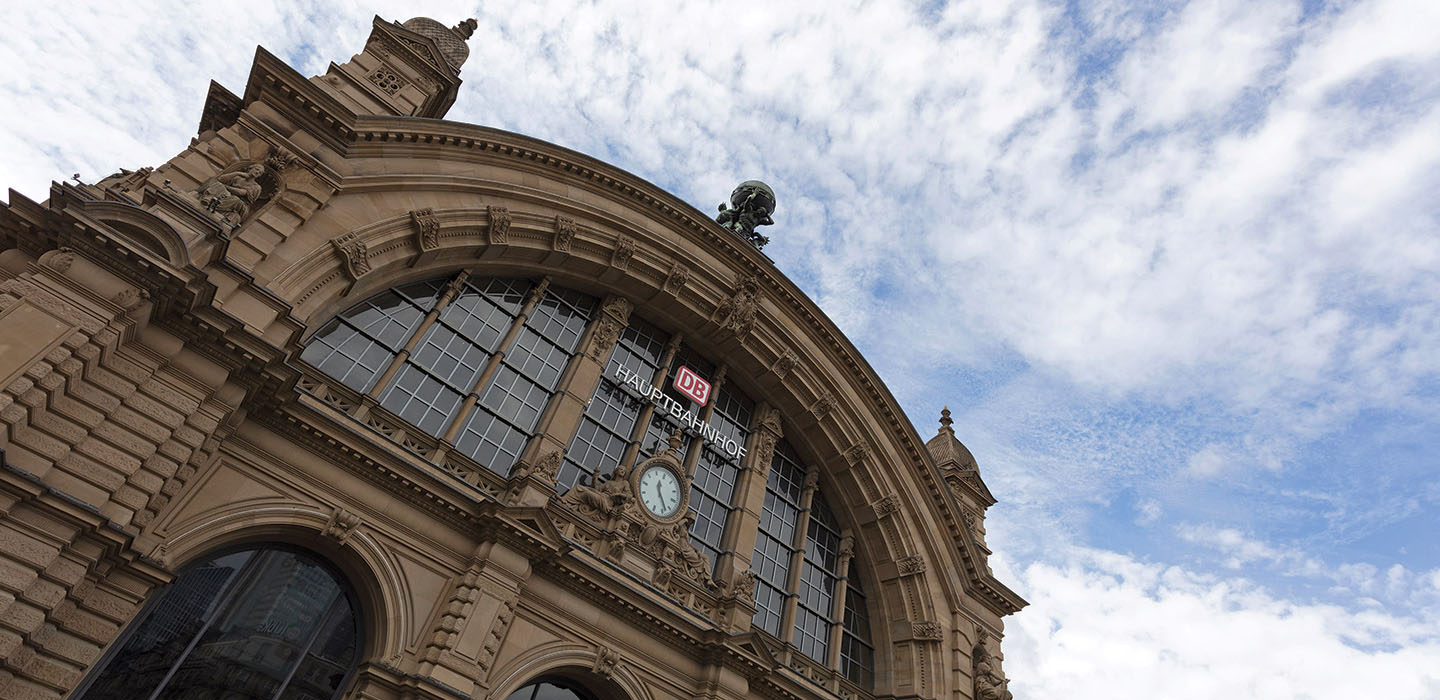 Estaciónes y aeropuertos - DEUTSCHE BAHN / S- BAHNHOF HAUPTBAHNHOF