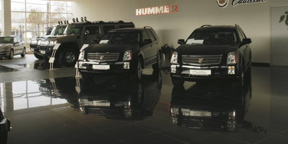 Motors - CONCESIONARIO HUMMER-CADILLAC